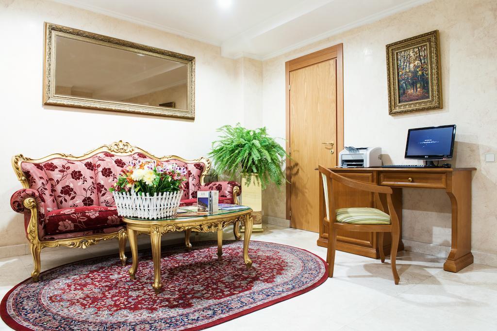 Optima Collection Podil Plaza Hotel Kiev Eksteriør billede