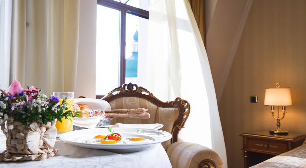 Optima Collection Podil Plaza Hotel Kiev Eksteriør billede