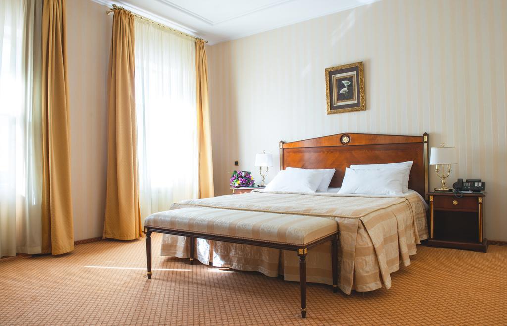 Optima Collection Podil Plaza Hotel Kiev Eksteriør billede