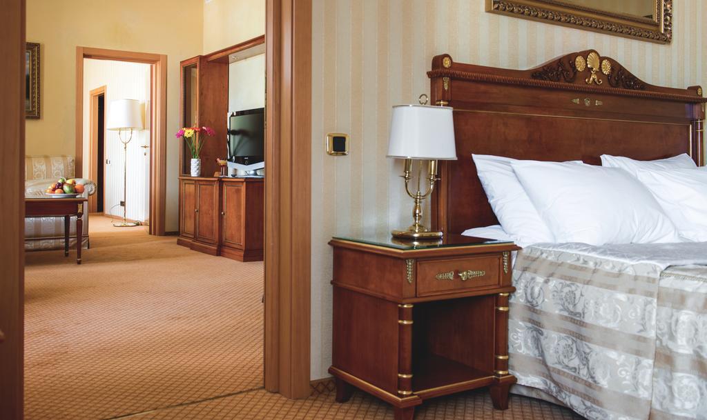 Optima Collection Podil Plaza Hotel Kiev Eksteriør billede